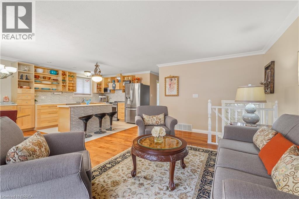 14 Thistledown Drive, Brantford, Ontario  N3R 6R9 - Photo 8 - 40813812