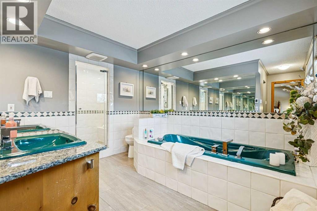 8 Vardana Place Nw, Calgary, Alberta  T3A 0C5 - Photo 20 - A2280305