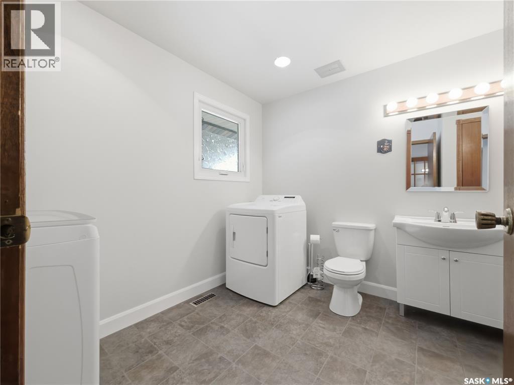 82 Burton Street, Grand Coulee, Saskatchewan  S4M 0A3 - Photo 14 - SK031368