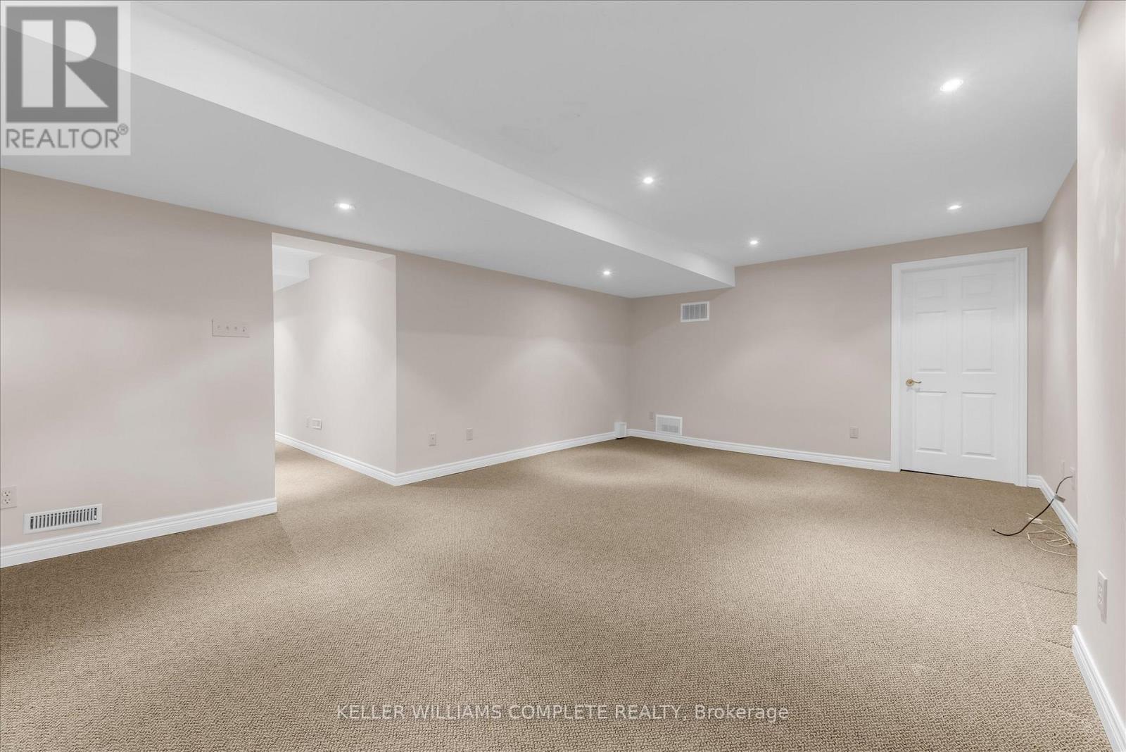 1 - 230 Meadowbrook Drive, Hamilton, Ontario  L9G 4V2 - Photo 33 - X12924114