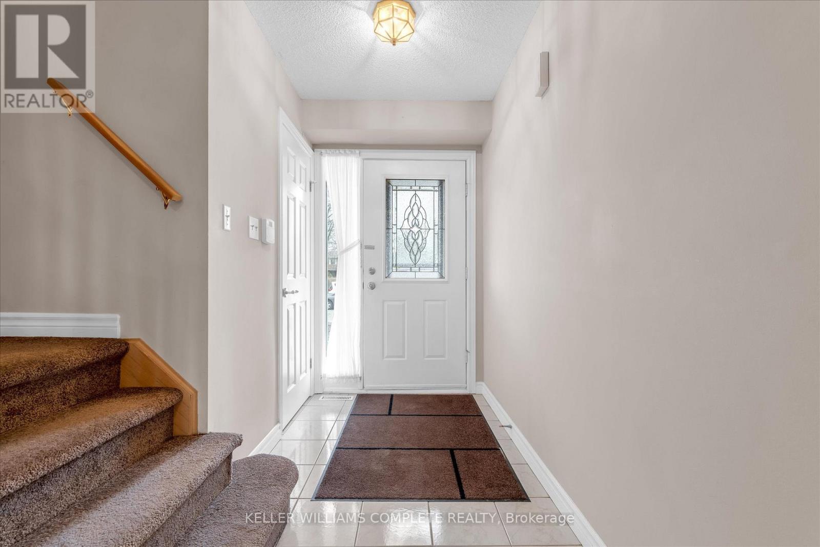 1 - 230 Meadowbrook Drive, Hamilton, Ontario  L9G 4V2 - Photo 4 - X12924114