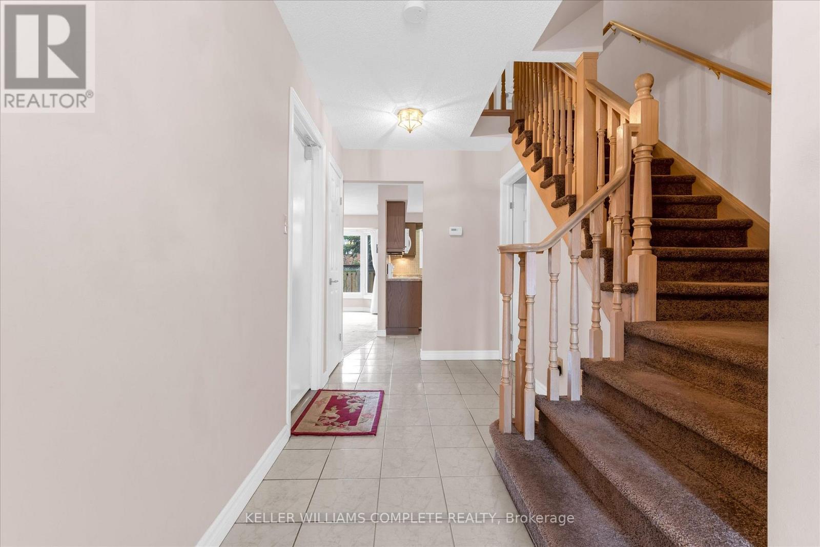 1 - 230 Meadowbrook Drive, Hamilton, Ontario  L9G 4V2 - Photo 5 - X12924114