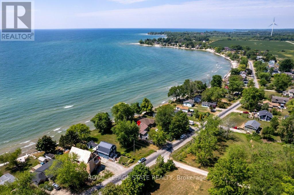 2592 Lakeshore Road, Haldimand, Ontario  N1A 2W8 - Photo 2 - X12924130