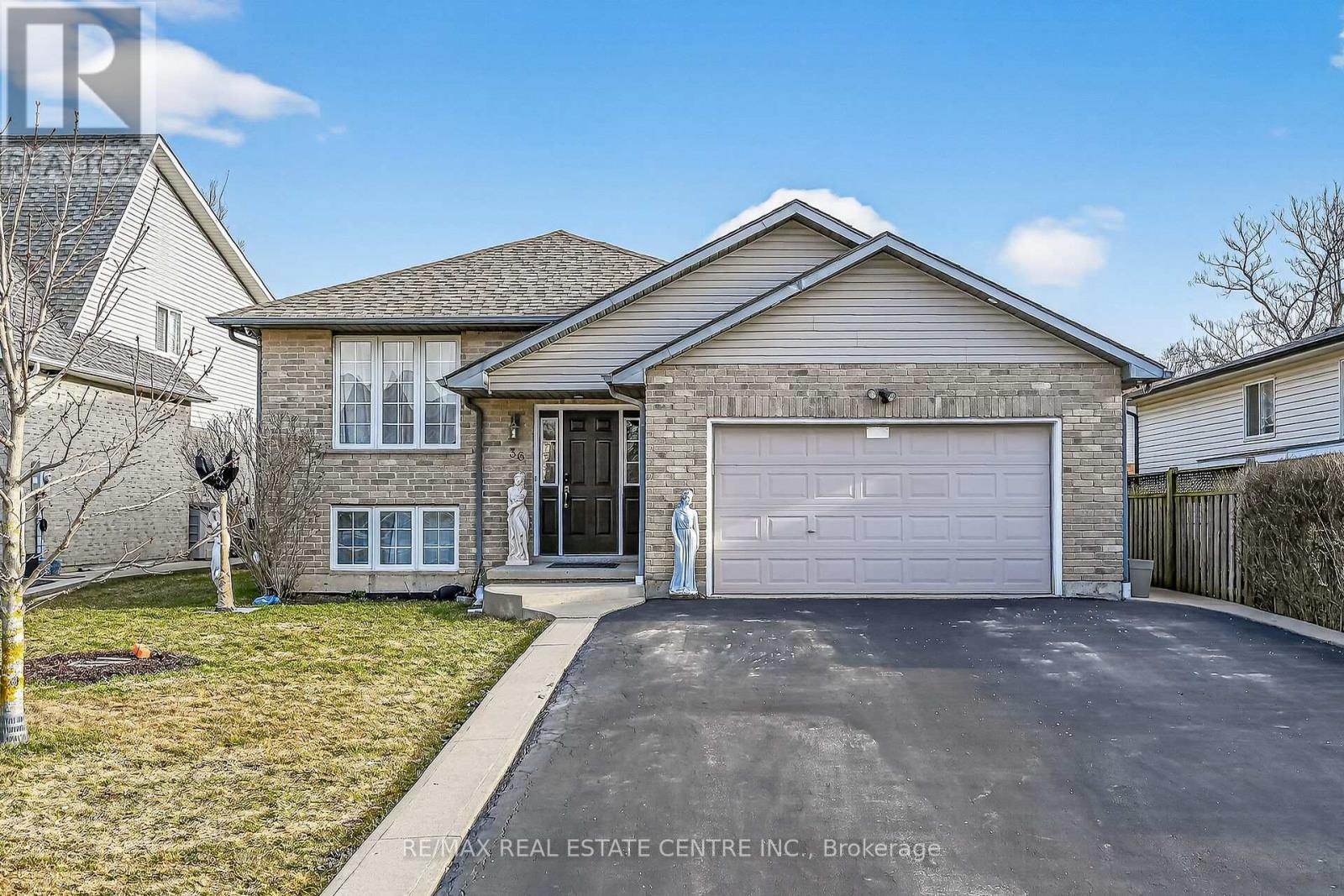 36 LONGVIEW COURT, Hamilton, Ontario