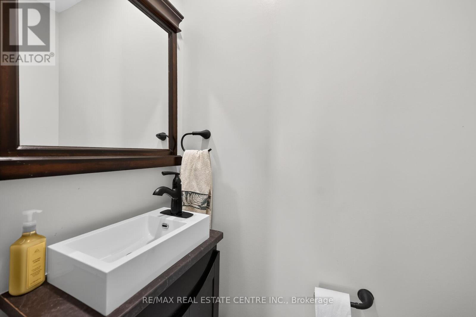 36 Longview Court, Hamilton, Ontario  L0R 1W0 - Photo 30 - X12924196