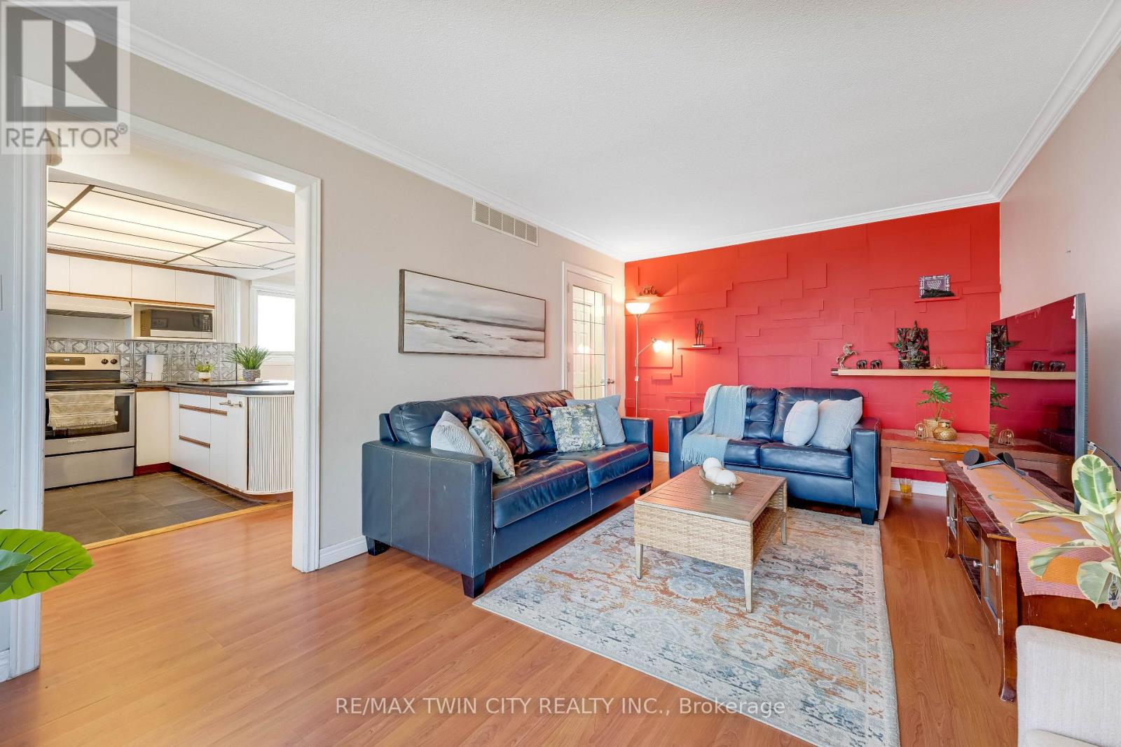 72 St Jerome Crescent, Kitchener, Ontario  N2C 2L2 - Photo 11 - X12924202