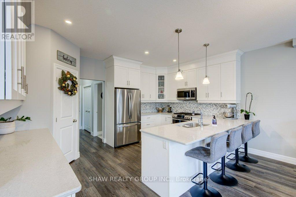 117 Halliday Drive, East Zorra-Tavistock, Ontario  N0B 2R0 - Photo 17 - X12924294