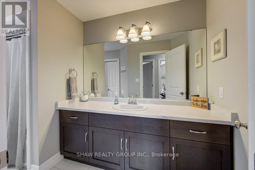 117 Halliday Drive, East Zorra-Tavistock, Ontario  N0B 2R0 - Photo 32 - X12924294