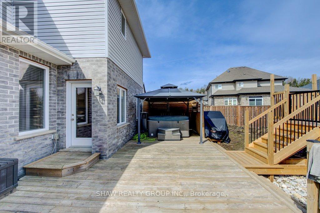 117 Halliday Drive, East Zorra-Tavistock, Ontario  N0B 2R0 - Photo 35 - X12924294