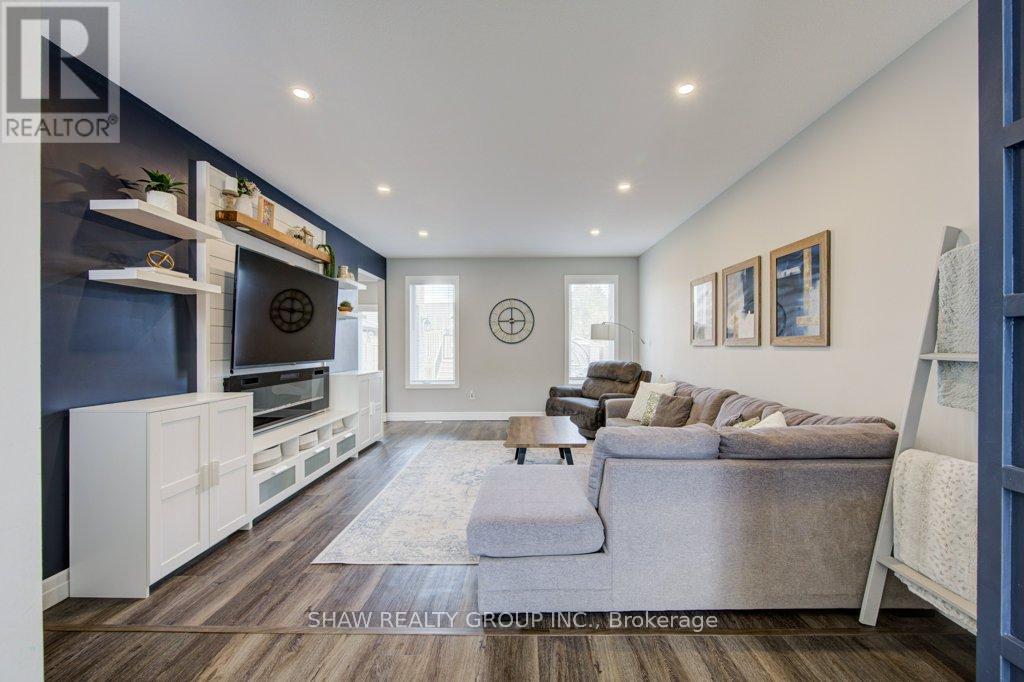 117 Halliday Drive, East Zorra-Tavistock, Ontario  N0B 2R0 - Photo 6 - X12924294