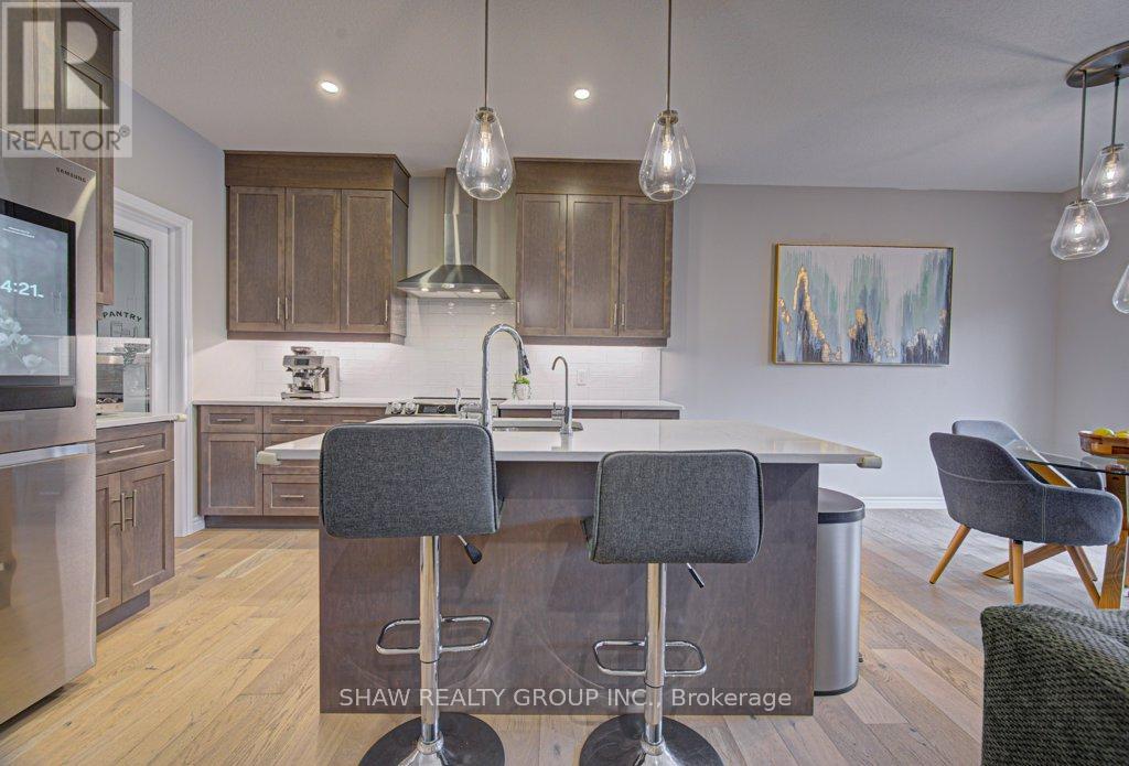 15 Matheson Crescent, East Zorra-Tavistock, Ontario  N0J 1M0 - Photo 24 - X12924338