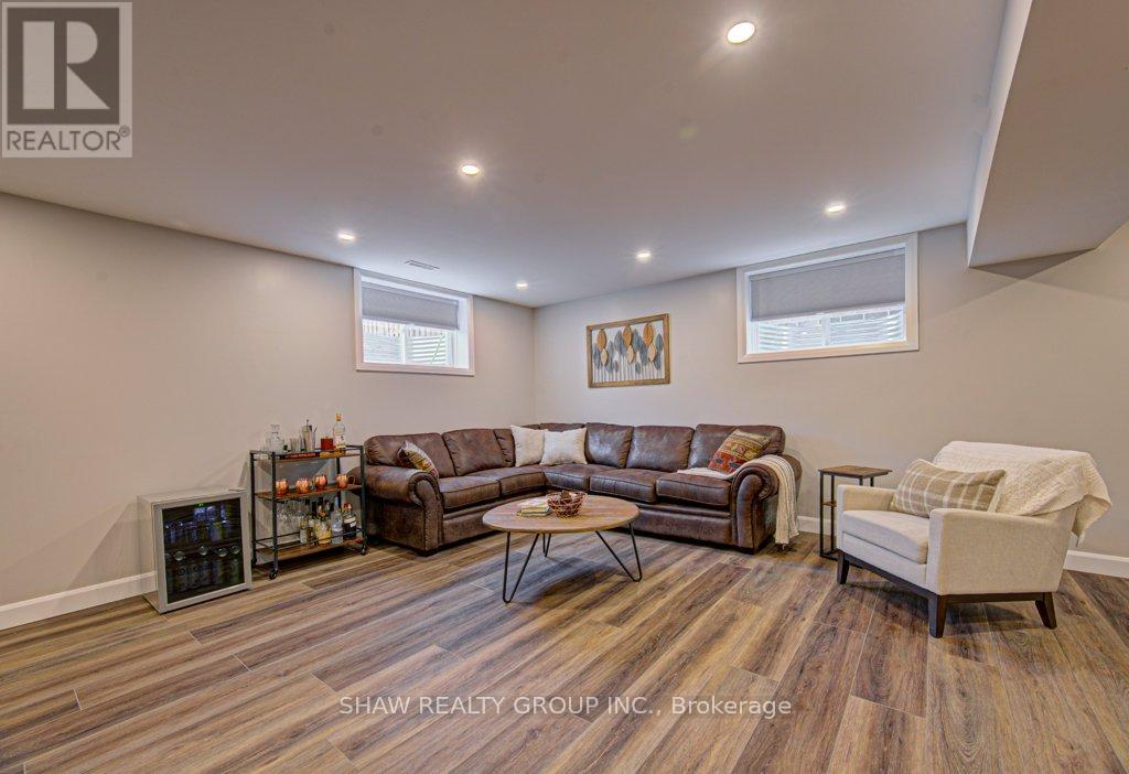 15 Matheson Crescent, East Zorra-Tavistock, Ontario  N0J 1M0 - Photo 32 - X12924338