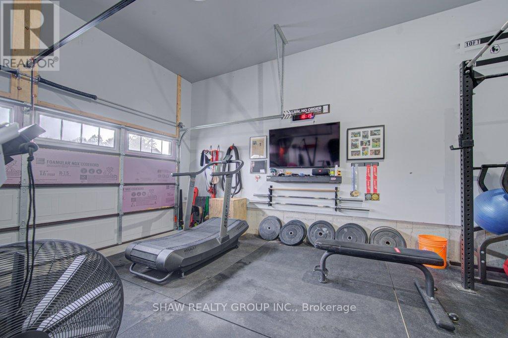 15 Matheson Crescent, East Zorra-Tavistock, Ontario  N0J 1M0 - Photo 9 - X12924338