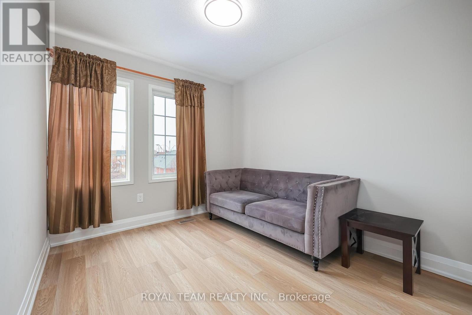 11 Jarrett Court, Vaughan, Ontario  L6A 3W4 - Photo 38 - N12924096