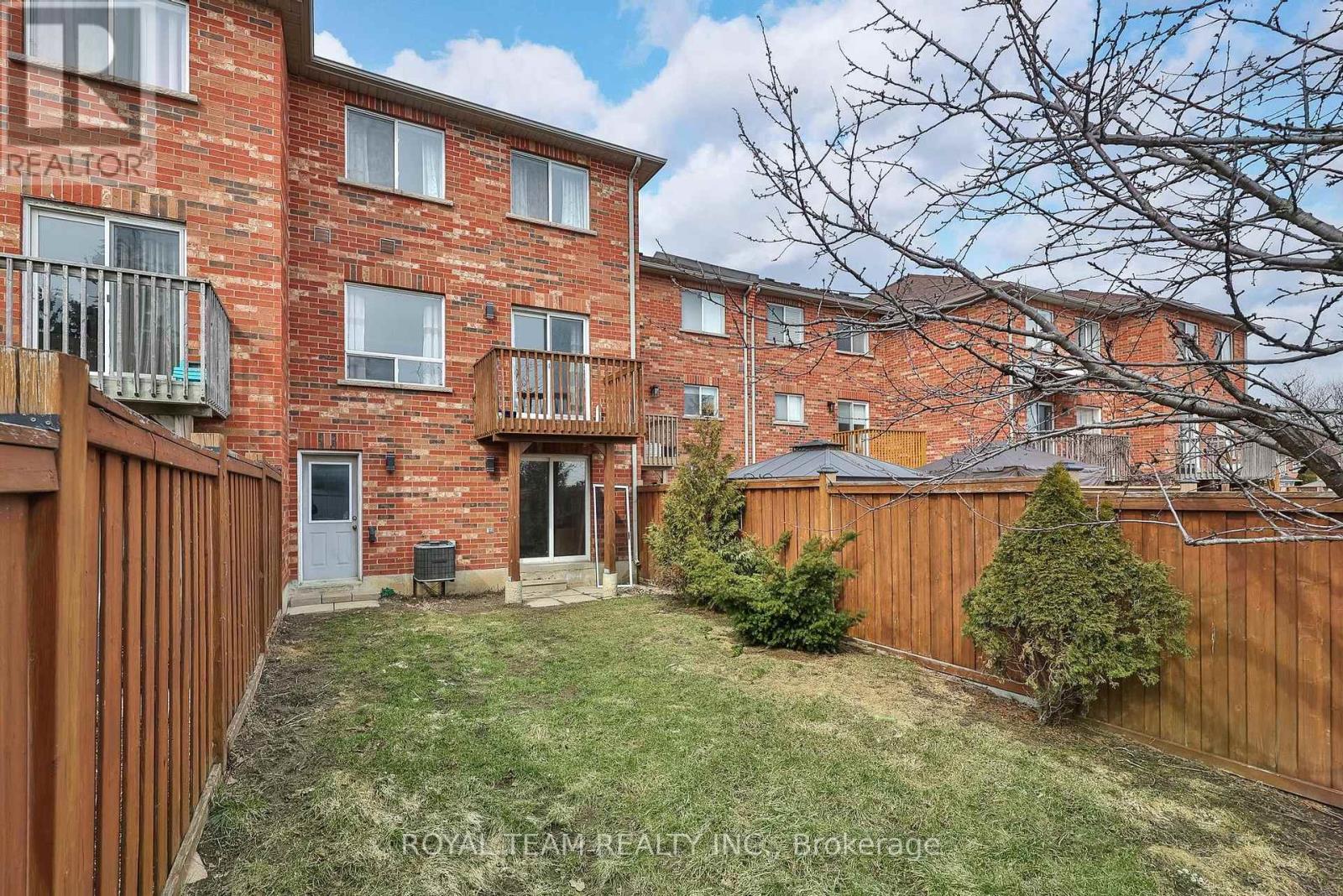 11 Jarrett Court, Vaughan, Ontario  L6A 3W4 - Photo 46 - N12924096