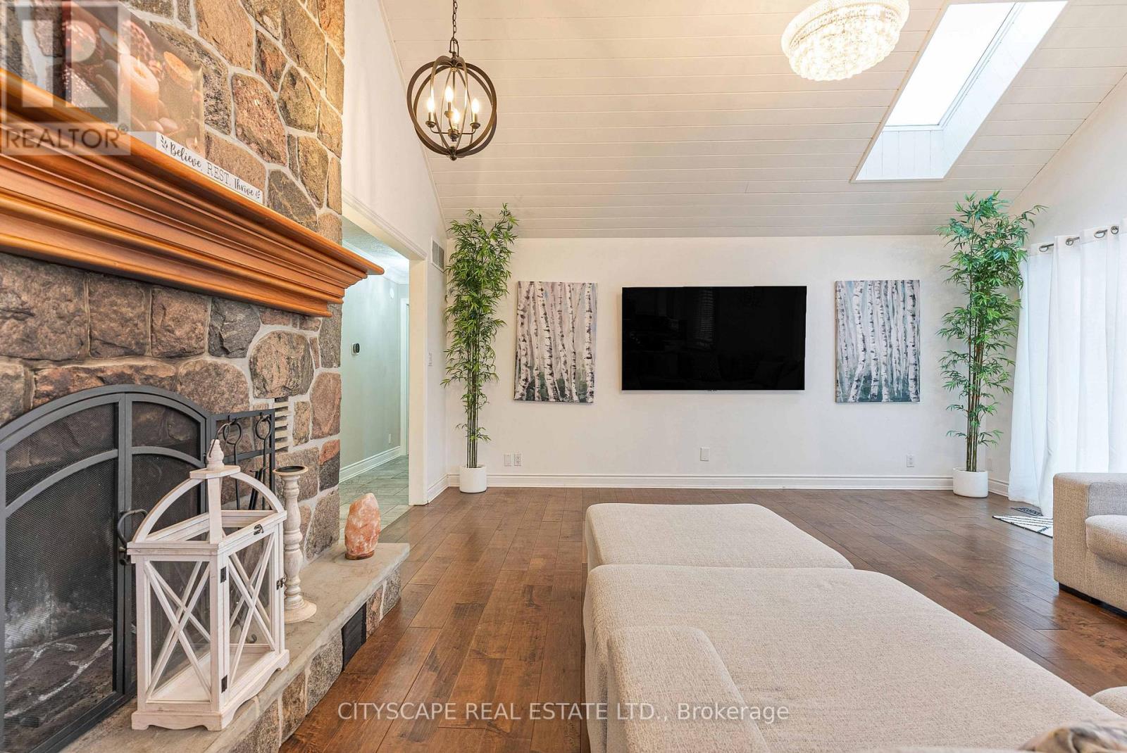 7 Mcconachie Crescent, Caledon, Ontario  L7K 0B9 - Photo 13 - W12921310