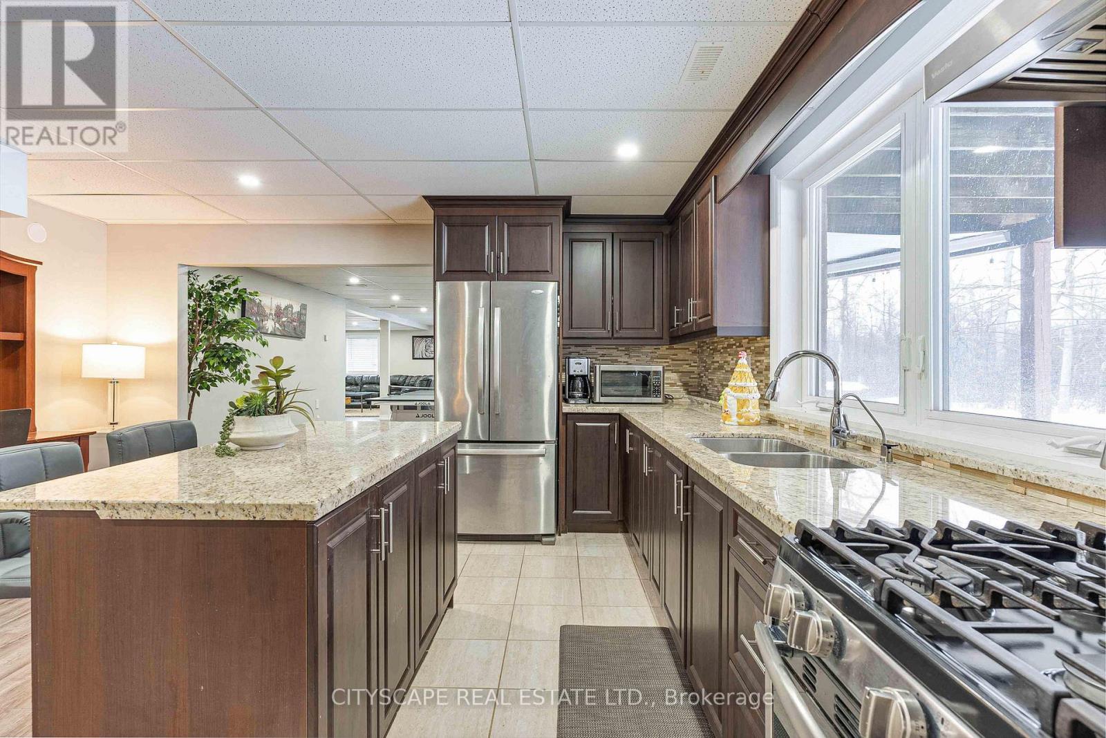 7 Mcconachie Crescent, Caledon, Ontario  L7K 0B9 - Photo 30 - W12921310