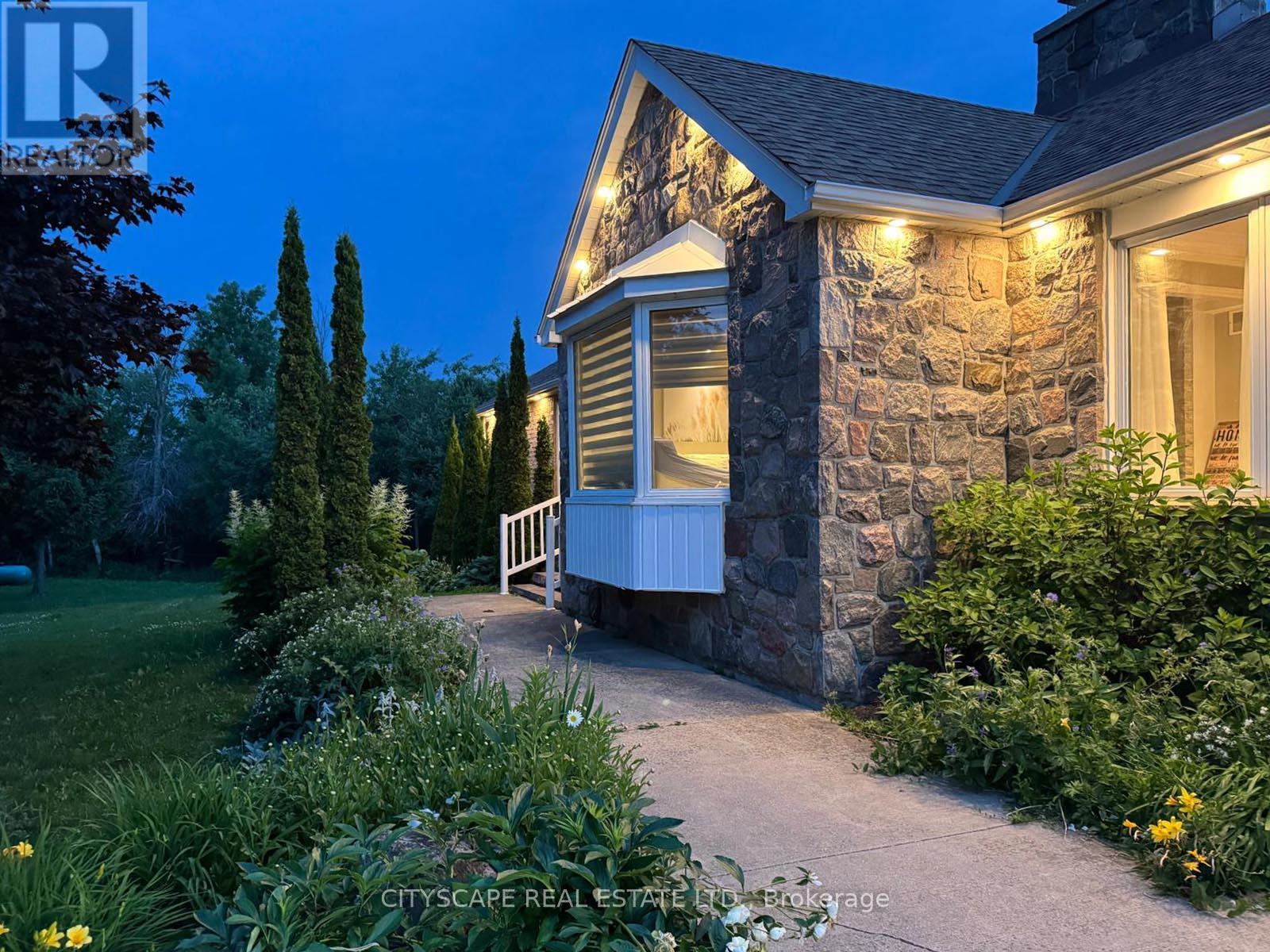 7 Mcconachie Crescent, Caledon, Ontario  L7K 0B9 - Photo 42 - W12921310