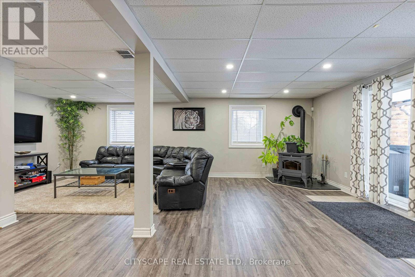 7 Mcconachie Crescent, Caledon, Ontario  L7K 0B9 - Photo 32 - W12921310