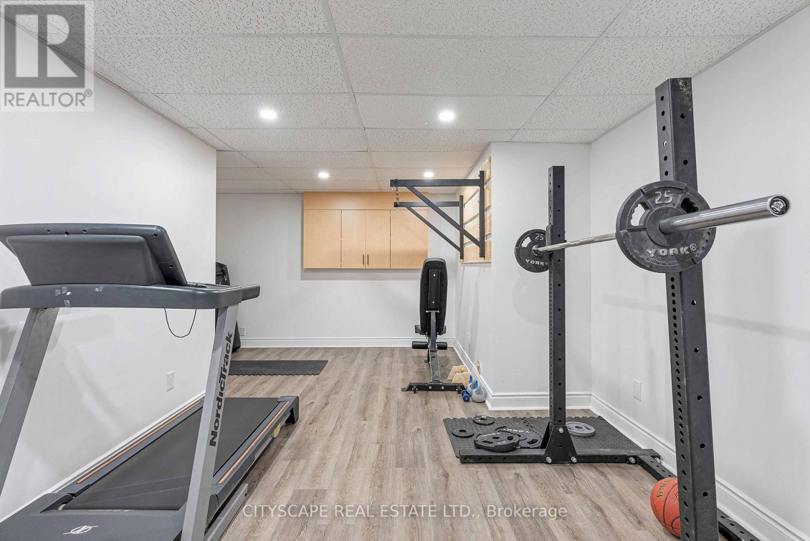 7 Mcconachie Crescent, Caledon, Ontario  L7K 0B9 - Photo 35 - W12921310