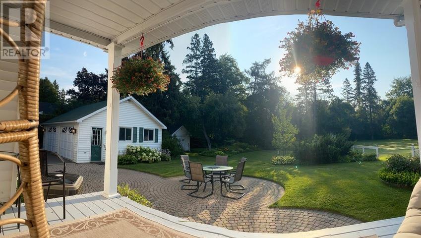 62 Lake St, Sault Ste. Marie, Ontario  P6A 4A5 - Photo 9 - SM260523