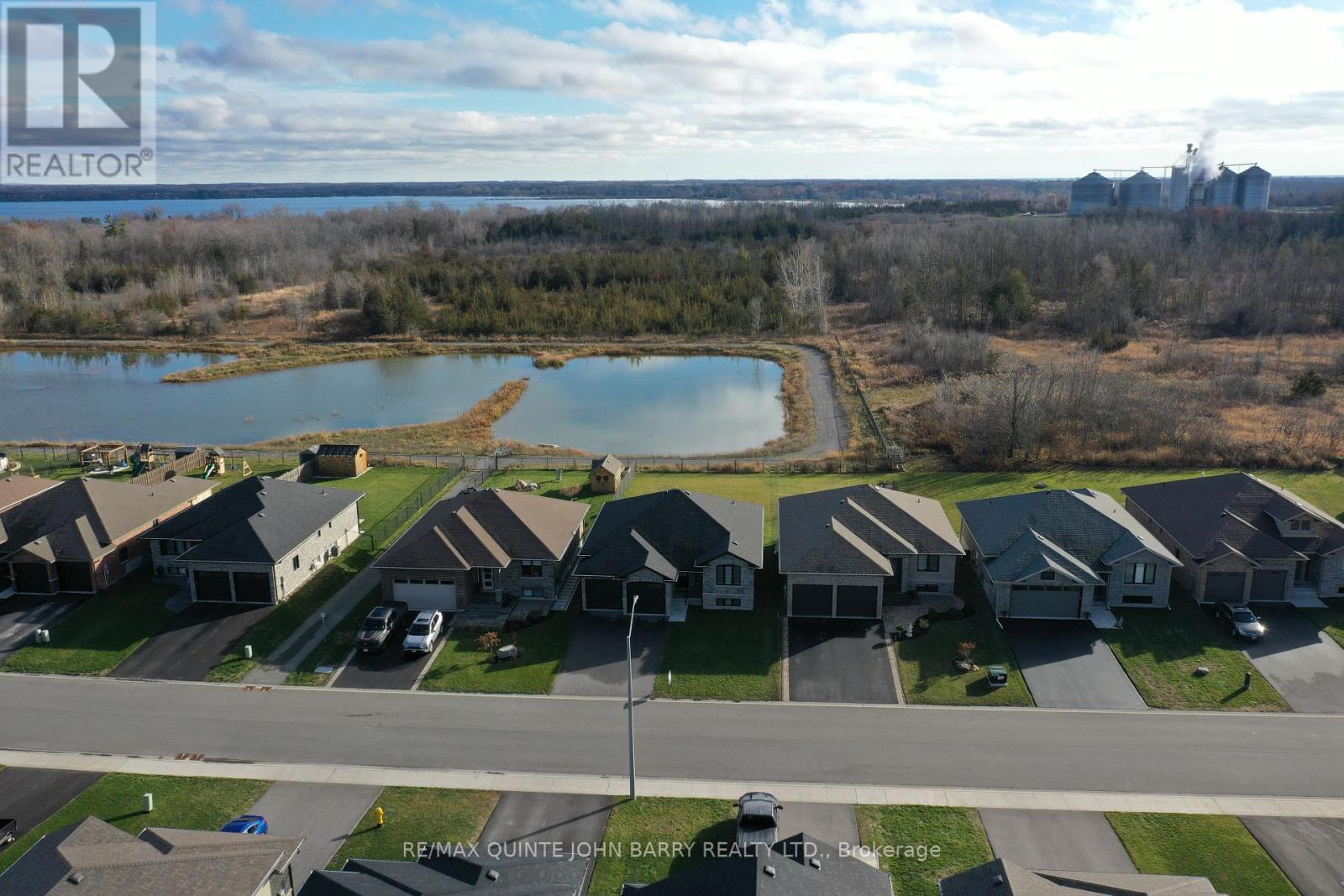 29 Cattail Crescent, Quinte West, Ontario  K8V 0J3 - Photo 35 - X12863670