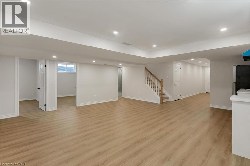 341 Zeller Drive, Kitchener, Ontario  N2A 0B2 - Photo 39 - 40815386