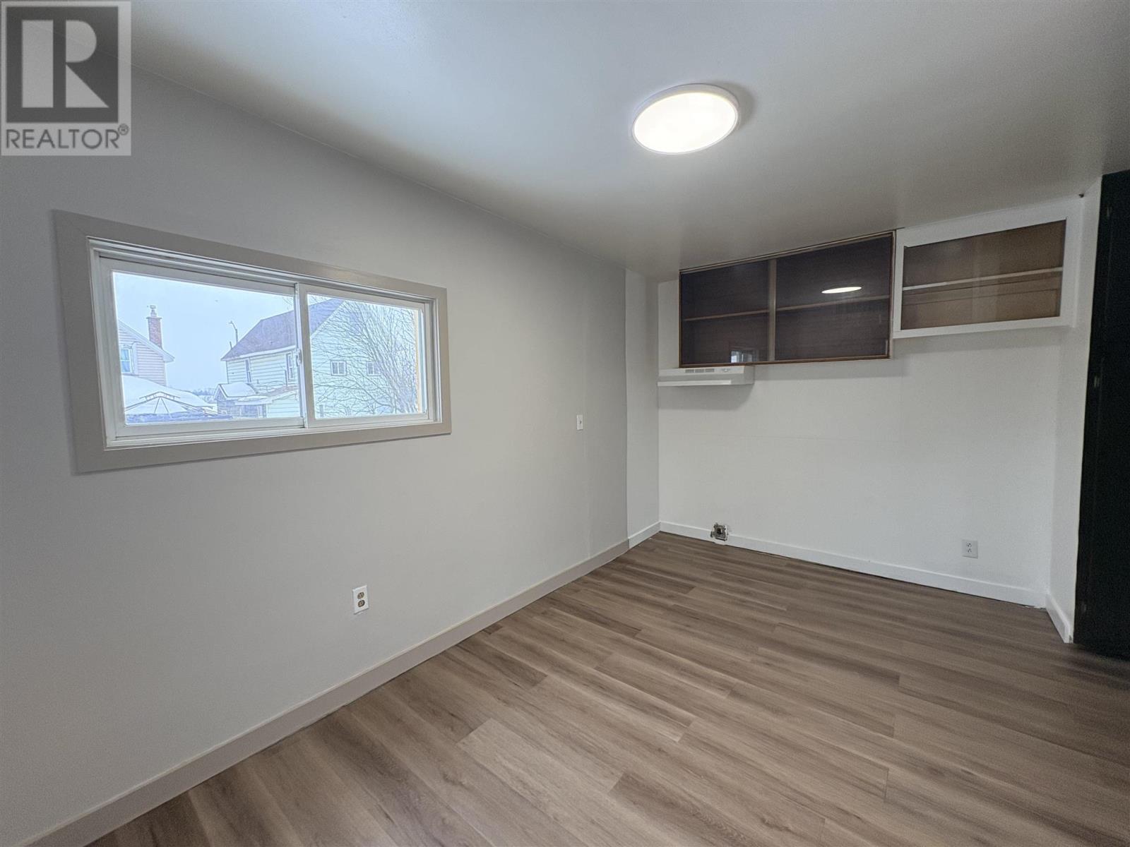 657 Queen St W, Sault Ste. Marie, Ontario P6A 1B1 - Photo 14 - SM260545