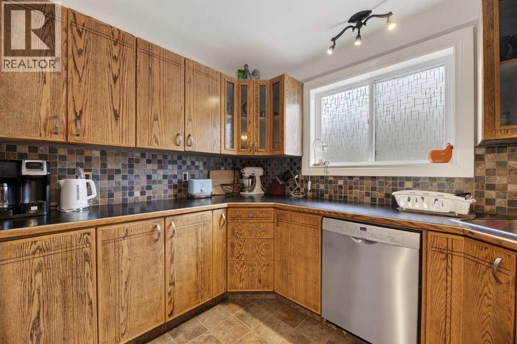 1617 Alberta Street, Crossfield, Alberta  T0M 0S0 - Photo 9 - A2295807