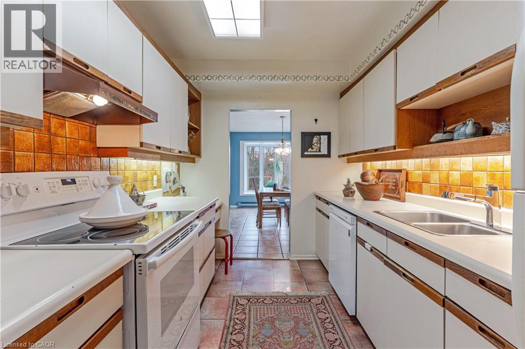 390 Tamarack Drive, Waterloo, Ontario  N2L 4G6 - Photo 14 - 40808787