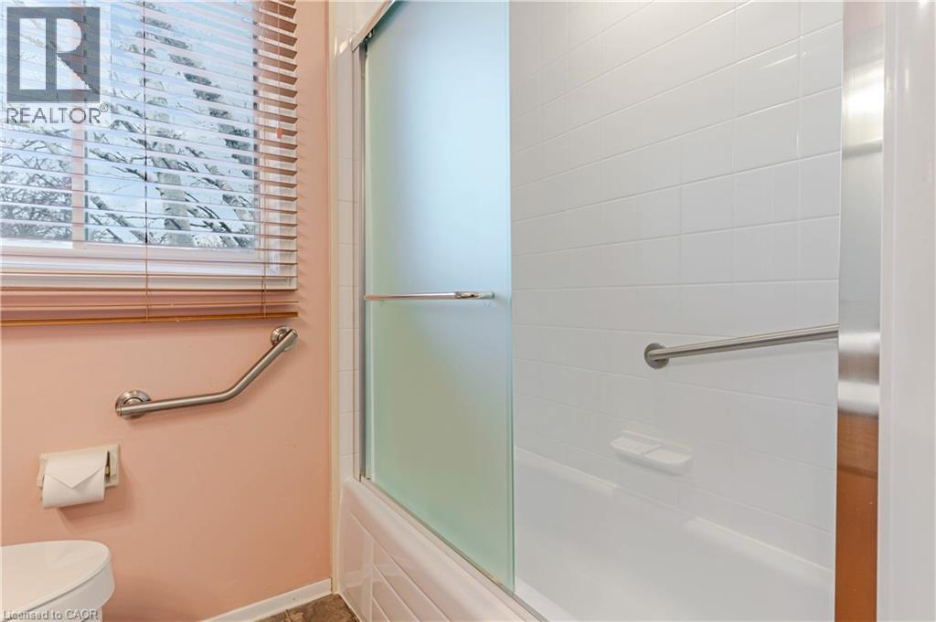 390 Tamarack Drive, Waterloo, Ontario  N2L 4G6 - Photo 26 - 40808787