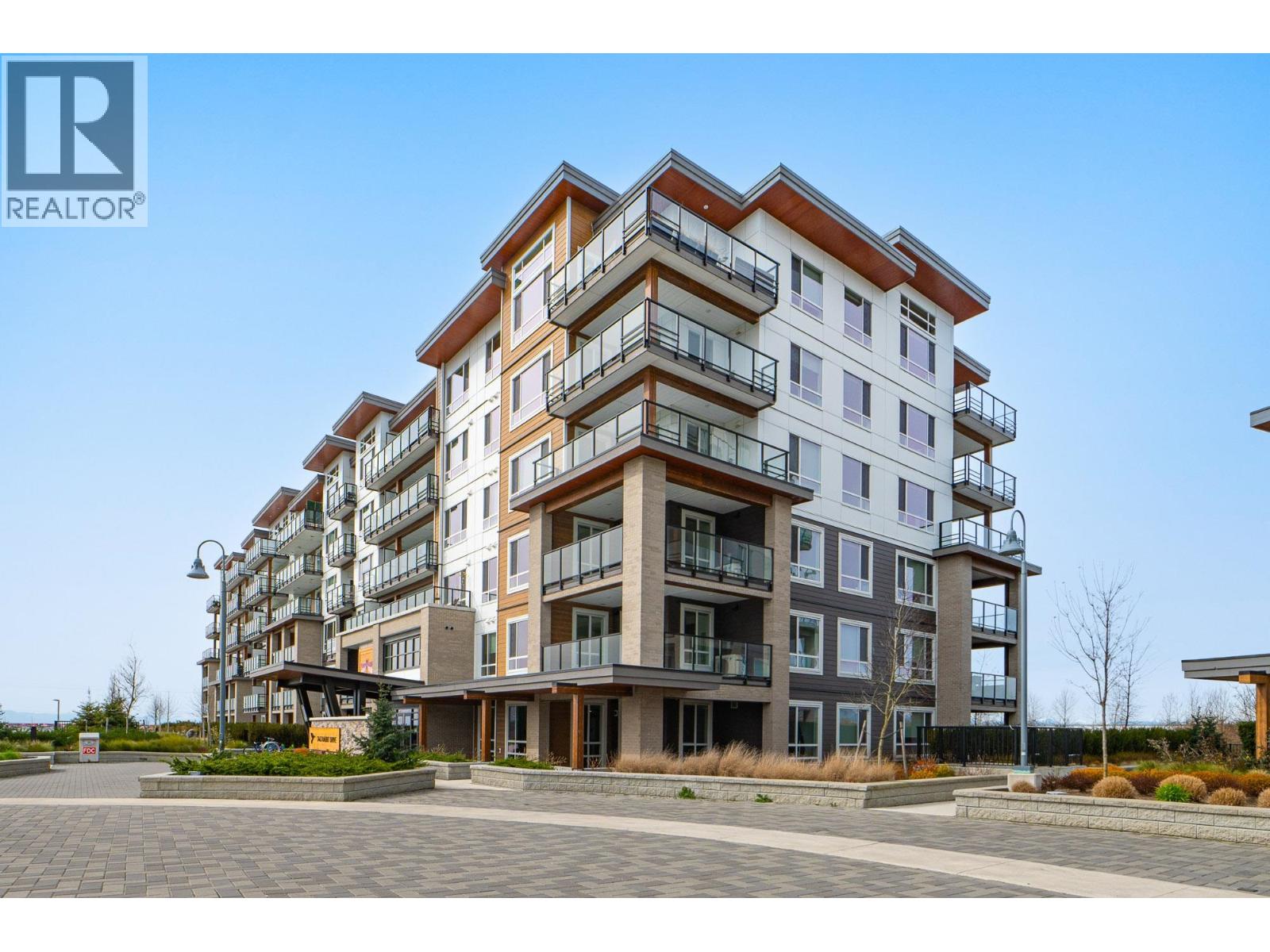 101 2463 Rabbit Drive, Tsawwassen, British Columbia  V4M 0G6 - Photo 2 - R3103072