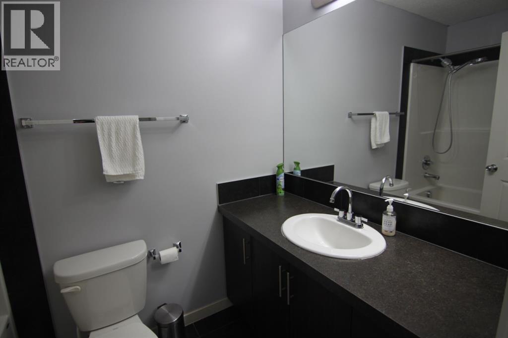 337 Copperpond Landing Se, Calgary, Alberta  T2Z 1G6 - Photo 22 - A2287168