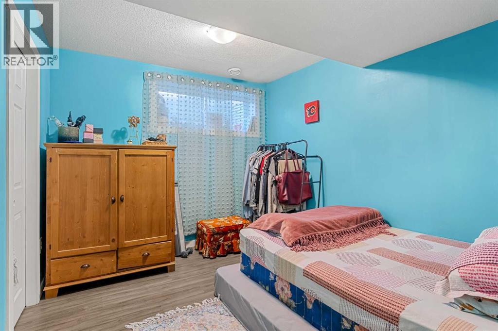 8916 46 Street Ne, Calgary, Alberta  T3J 0X6 - Photo 27 - A2296624