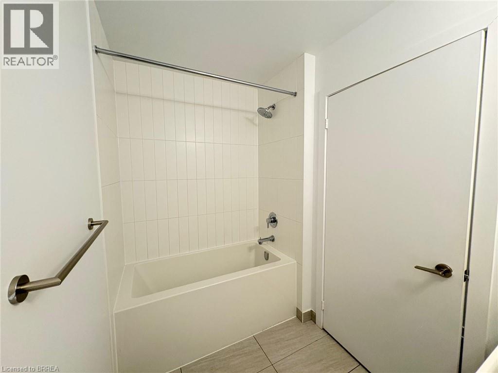 251 Manitoba Street Unit# 201, Toronto, Ontario  M8Y 1C9 - Photo 8 - 40815380