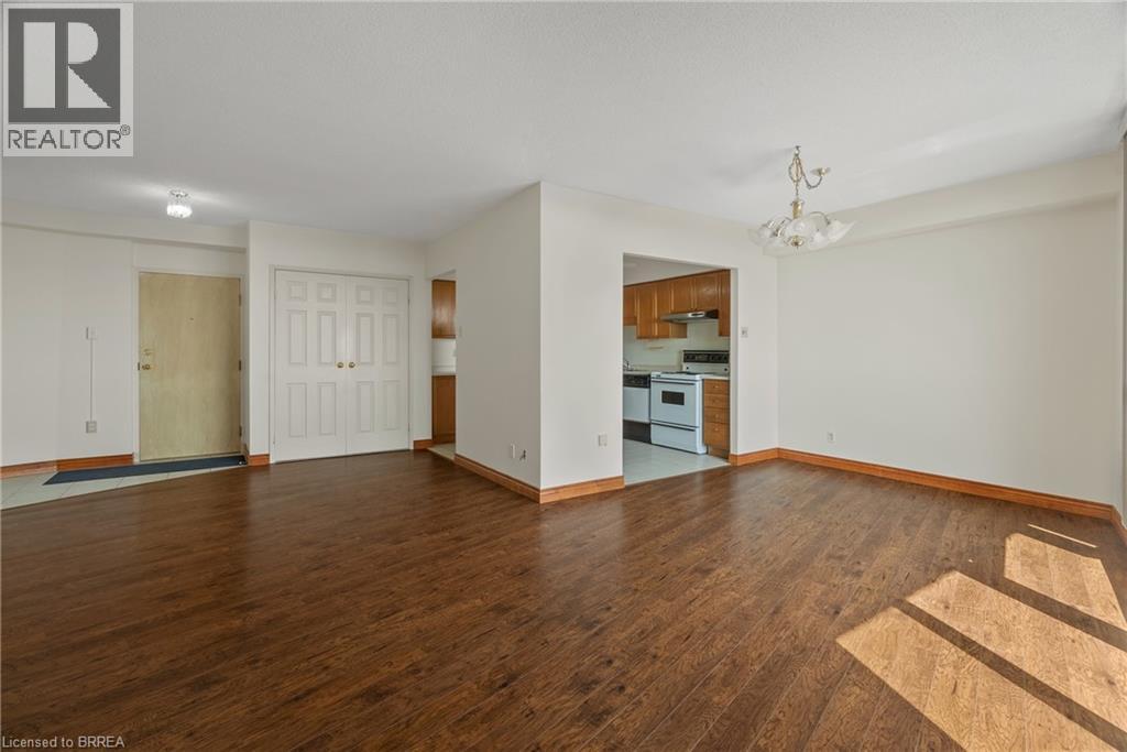 9 Bonheur Court Unit# 905, Brantford, Ontario  N3P 1Z5 - Photo 12 - 40811720