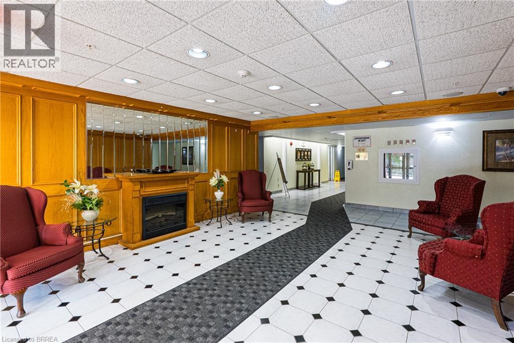 9 Bonheur Court Unit# 905, Brantford, Ontario  N3P 1Z5 - Photo 3 - 40811720