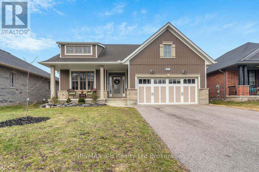 41 LOWRIE CRESCENT, Tillsonburg, Ontario