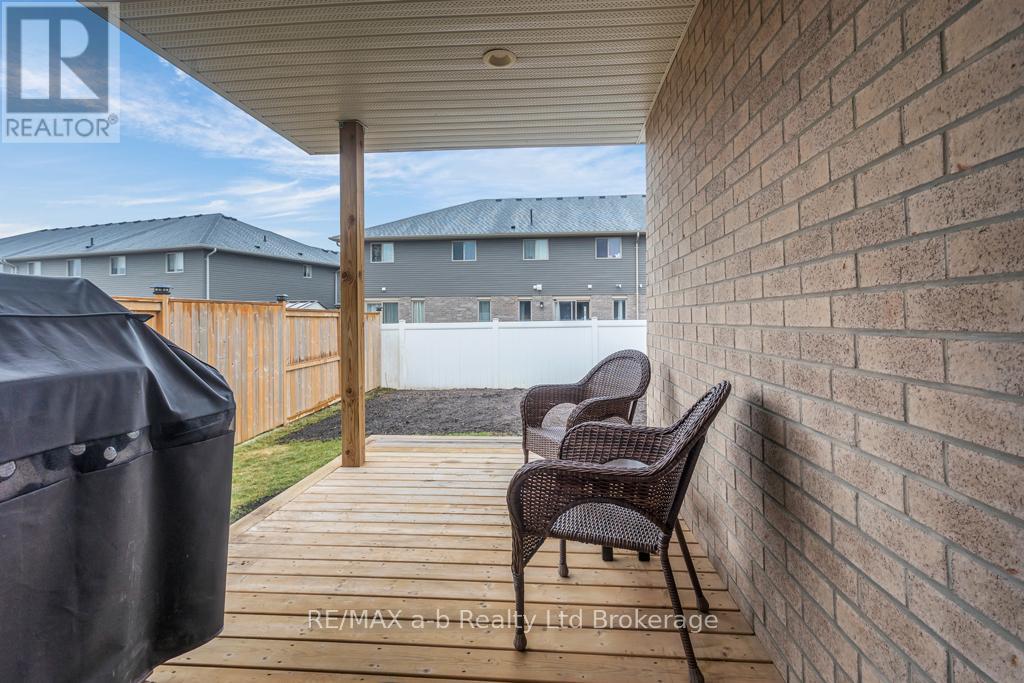 41 Lowrie Crescent, Tillsonburg, Ontario  N4G 0H5 - Photo 29 - X12924494