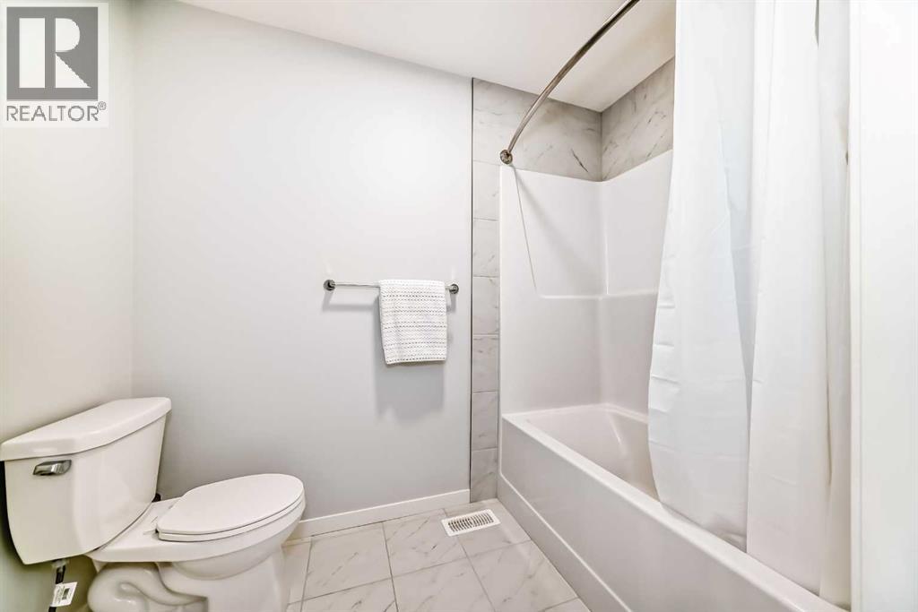 24 Royston Rise Nw, Calgary, Alberta  T3L 0J2 - Photo 32 - A2296626