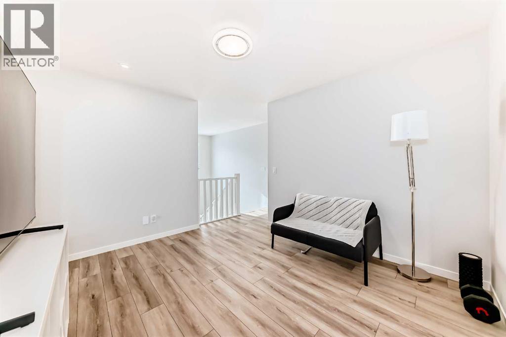 24 Royston Rise Nw, Calgary, Alberta  T3L 0J2 - Photo 35 - A2296626