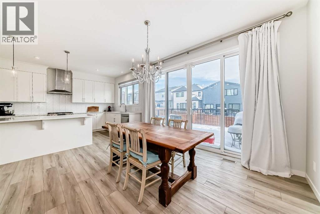 24 Royston Rise Nw, Calgary, Alberta  T3L 0J2 - Photo 9 - A2296626