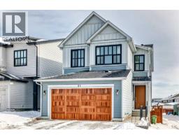 24 Royston Rise NW, Calgary, Alberta