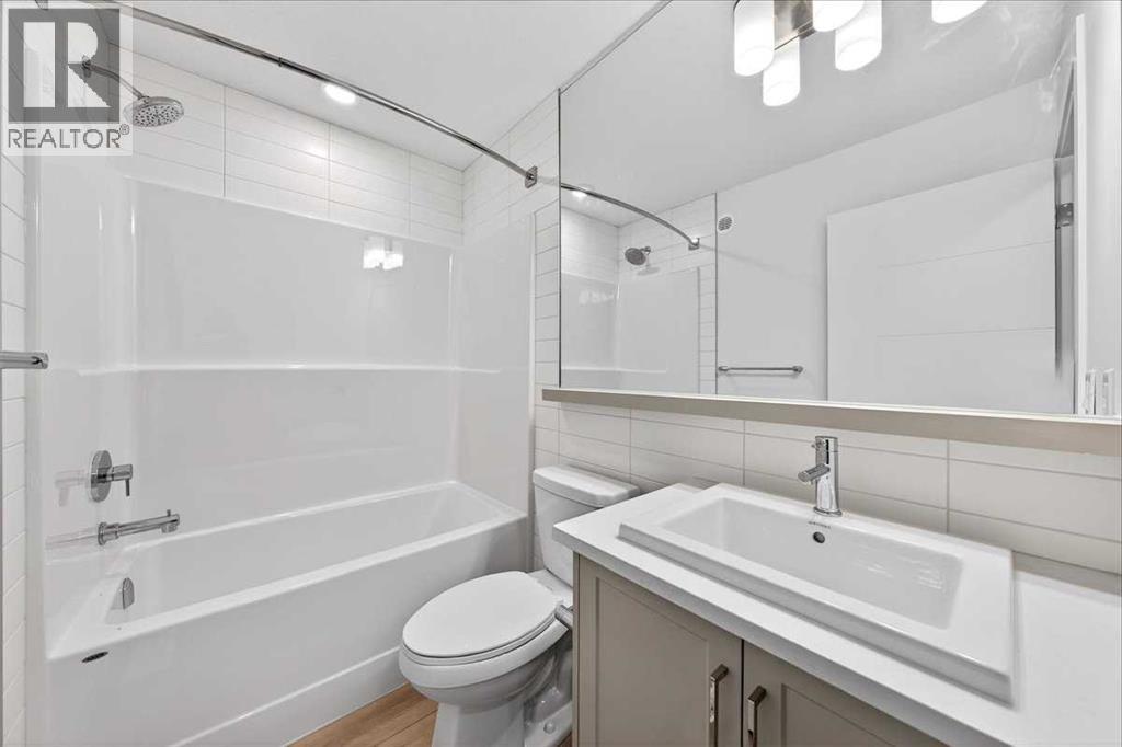 90 Heirloom Passage SE, Calgary, Alberta  T3S 0K1 - Photo 14 - A2295920