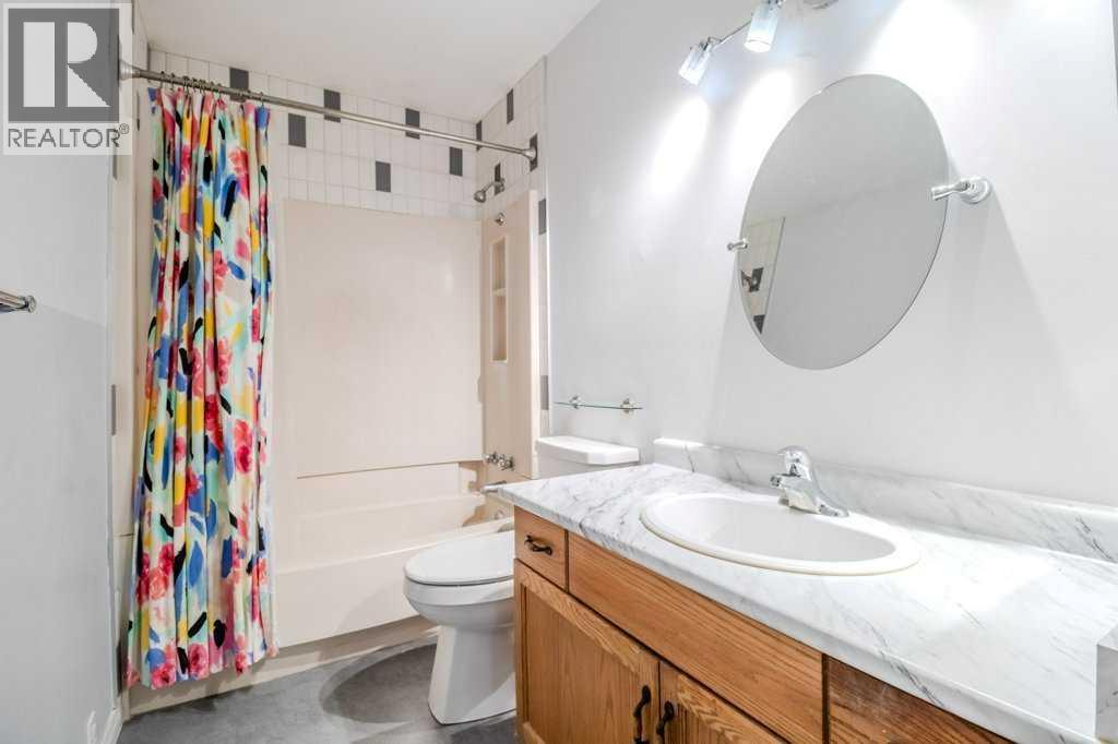 27 Ellis Street, Red Deer, Alberta  T4R 2C8 - Photo 18 - A2289758