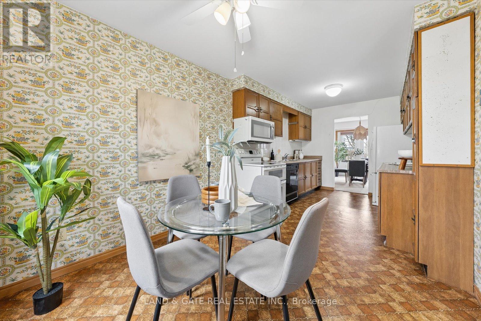 928 Downing Court, Oshawa, Ontario  L1G 7R5 - Photo 14 - E12924448