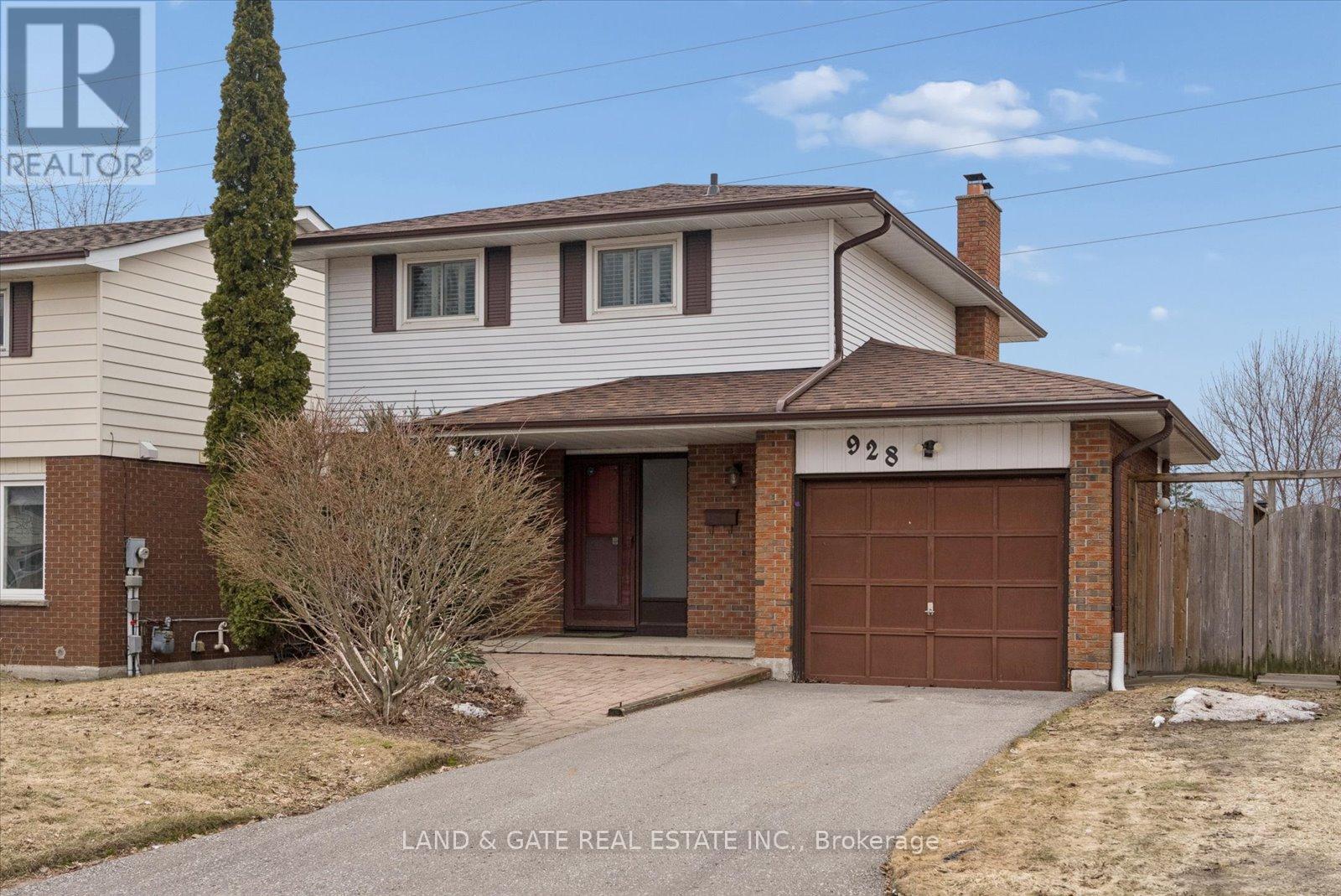 928 Downing Court, Oshawa, Ontario  L1G 7R5 - Photo 3 - E12924448