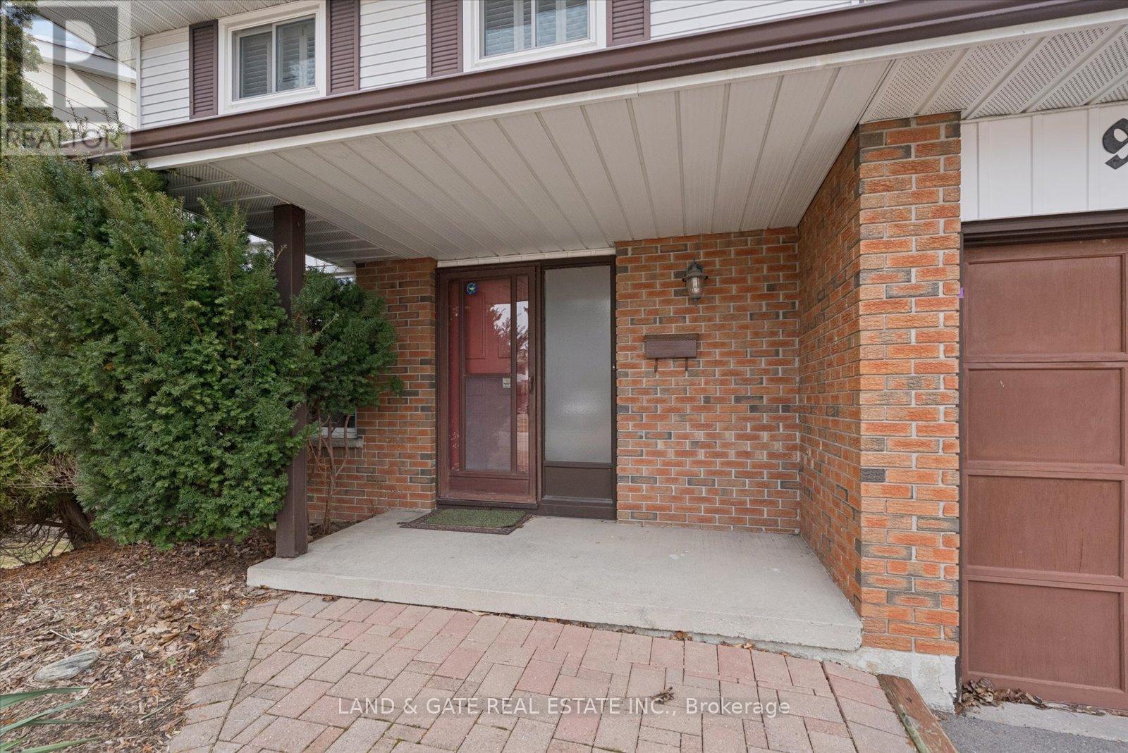 928 Downing Court, Oshawa, Ontario  L1G 7R5 - Photo 5 - E12924448