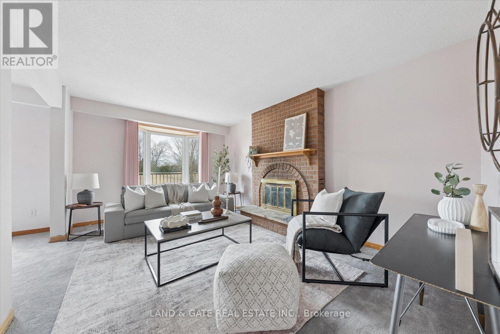 928 Downing Court, Oshawa, Ontario  L1G 7R5 - Photo 7 - E12924448