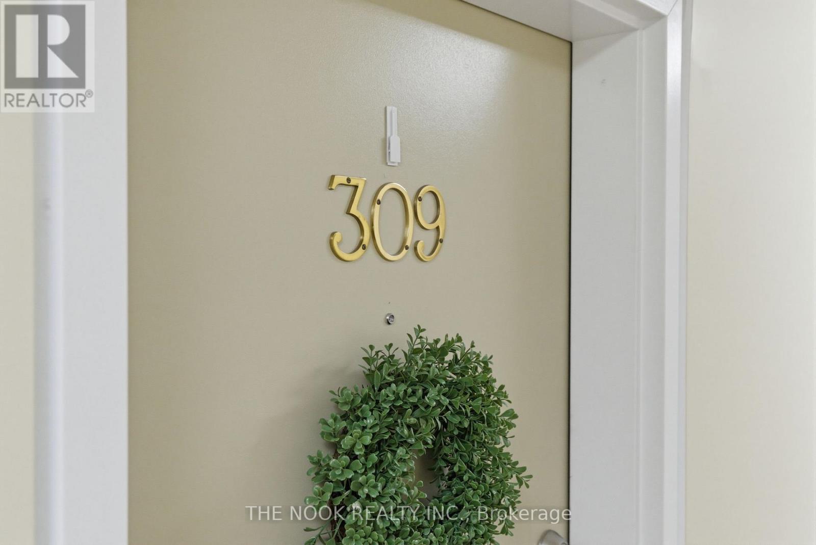 309 - 83 Aspen Springs Drive, Clarington, Ontario L1C 5J7 - Photo 3 - E12924508